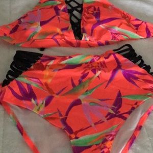 New Victoria’s Secret bathing suit